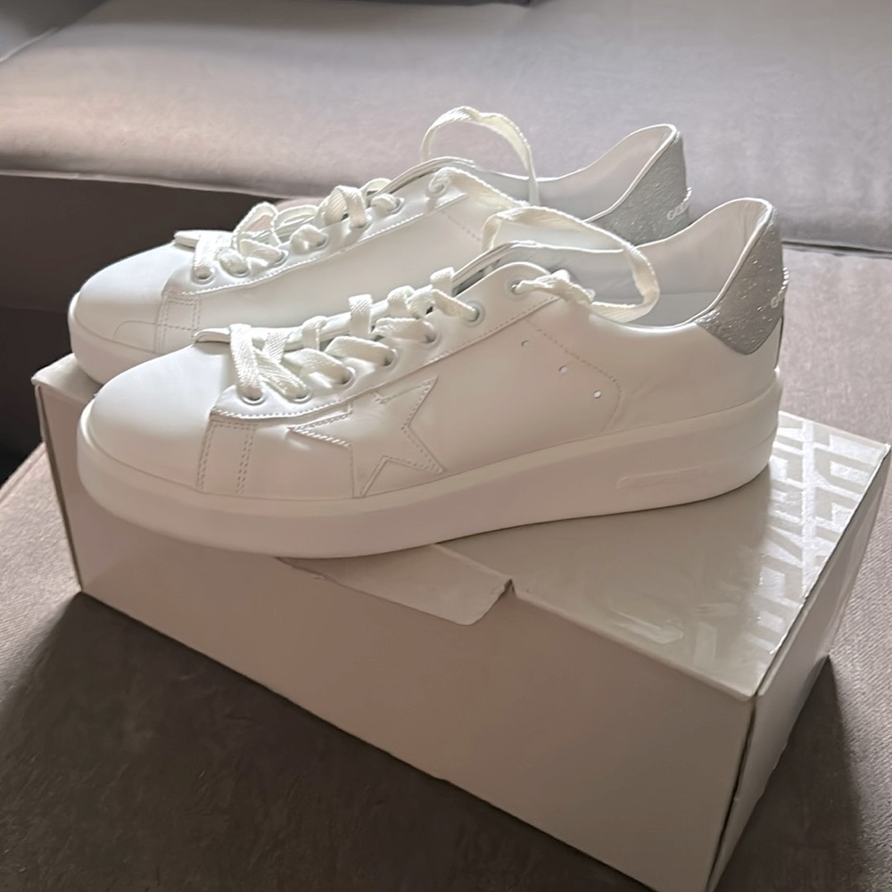 Golden Goose Women Pure Star. Never worn.